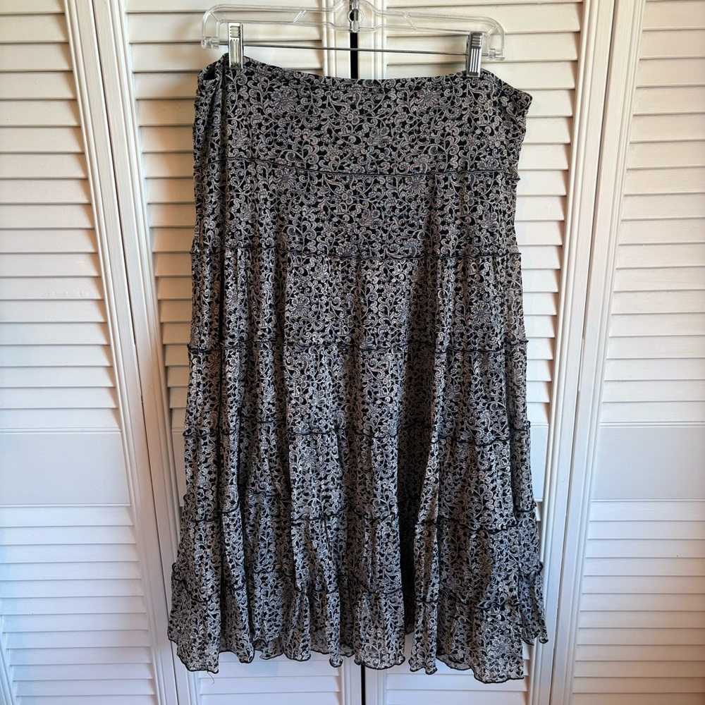 Max Edition Black and White Tiered Lace A-Line Skirt